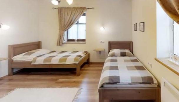 Tóth Vendégház és Apartmanház Újfehértó Exterior foto