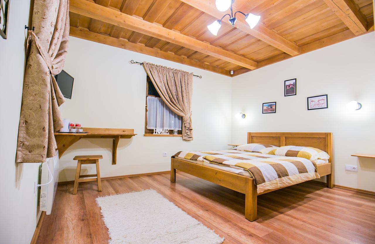 Tóth Vendégház és Apartmanház Újfehértó Exterior foto