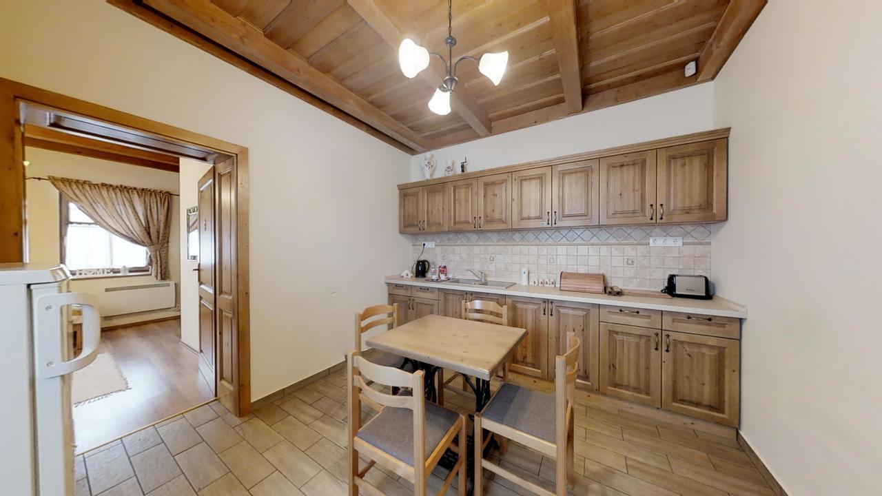 Tóth Vendégház és Apartmanház Újfehértó Exterior foto